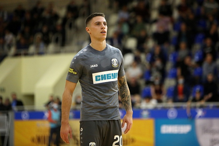 Игрок сборной Сербии Йован Лазаревич покинул МФК «Тюмень»