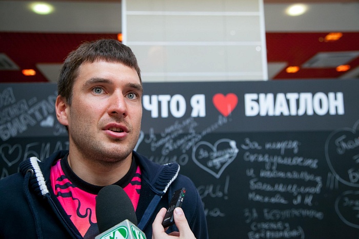 Биатлонисты сборной России спят и ждут винтовки