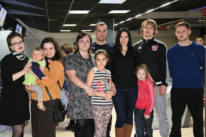 Игроки ХК «Рубин» в гостях у организации «Солнечный луч»