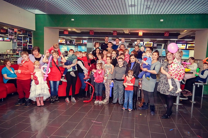 Игроки ХК «Рубин» в гостях у организации «Солнечный луч»