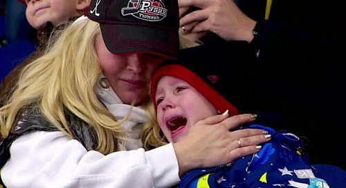 ХК "Рубин" потерпел разгромное домашнее поражение от красноярского "Сокола"