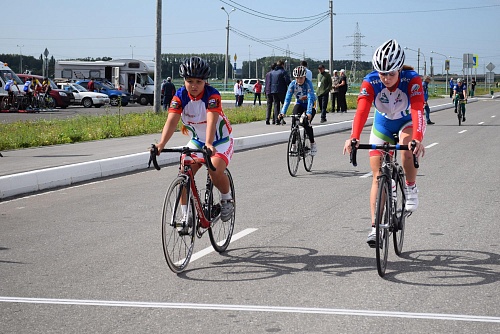 На шоссе всех превзошли питерские школьники