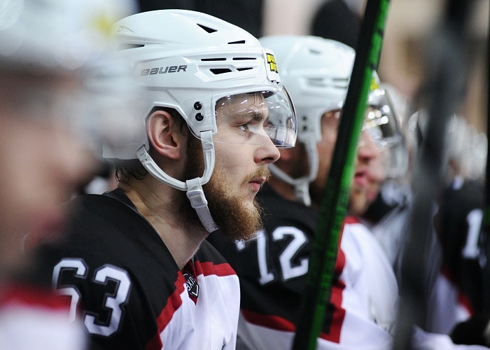 Лидер чемпионата ВХЛ «Рубин» сыграет с армейцами в Питере