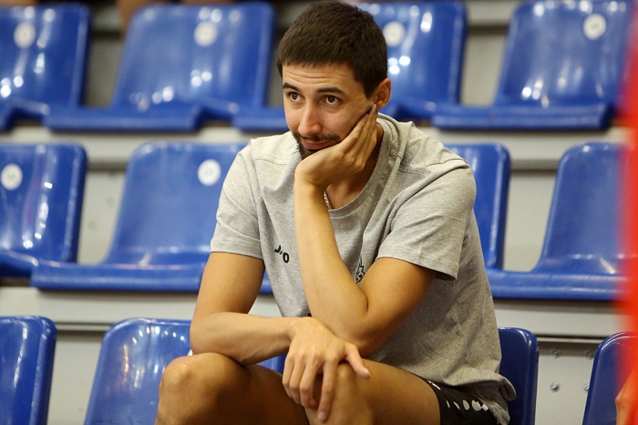 Капитан мини-футбольного клуба «Тюмень» Артём Антошкин: «Команду омолодили в самый подходящий момент»