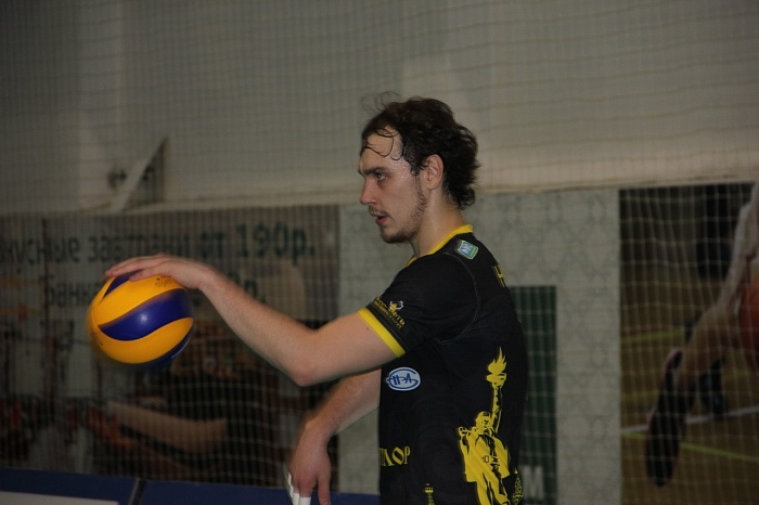 Нижневартовцы в Тюмени разгромили сургутян (ОНЛАЙН, СТАТИСТИКА)