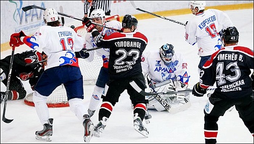 Символ высшей лиги остался в «Торосе»