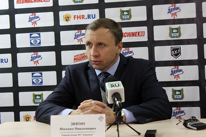 Михаил Звягин «заводил» хоккеистов