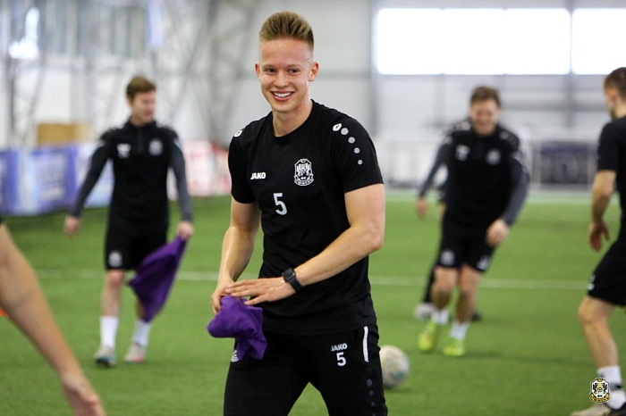 Футболисты "Тюмени" сыграют с петербургским "Динамо"