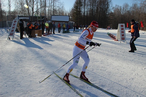 В Тюмени 8 марта пройдет лыжный марафон с цветами