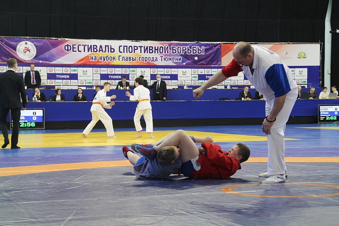 Кубок мэра остался дома