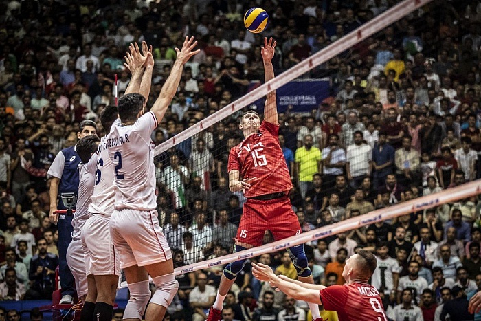 В Иране с хозяевами не справились