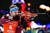 Антон Шипулин выиграл спринт на Кубке мира