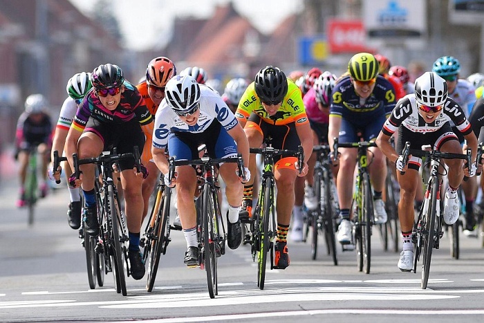 Финишировал в лидирующей группе в Бельгии