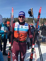 Александр Большунов выиграл «Югорский лыжный марафон»
