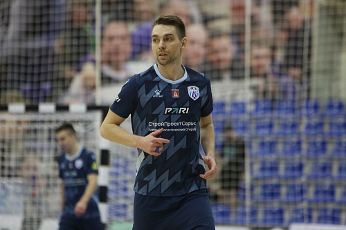 Защитник мини-футбольного клуба «Ухта» Кирилл Козлов: «Трофей PARI-Кубка Лиги очень важен для нас»