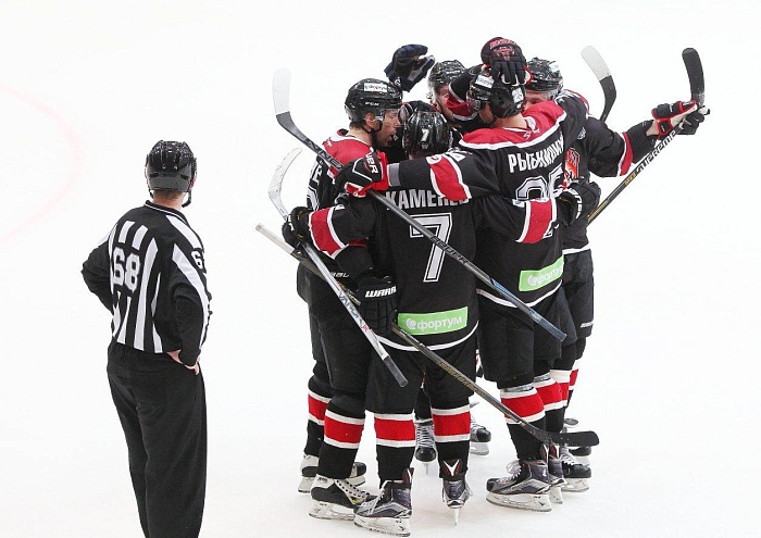 «Рубин» взял на матчи в Санкт-Петербург трёх вратарей