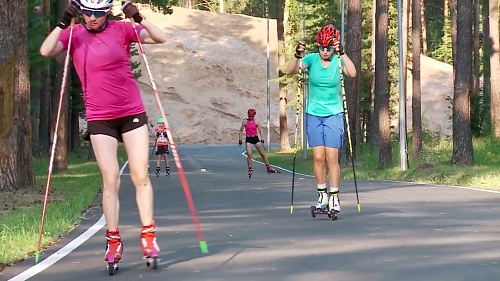 Биатлонистки сборной России тренируются в тюменской "Жемчужине Сибири"