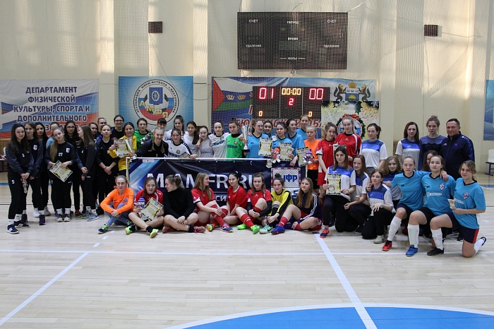 «Сибирячка» взяла рождественский трофей