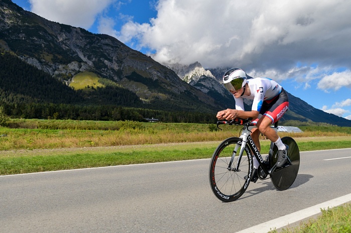 Пётр Рикунов финишировал четвёртым в прологе многодневной гонки «Пять колец Москвы»