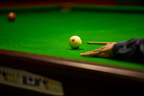 Снукеристы сразились в «кэнон»