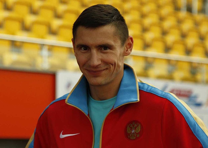 Преуспели в эстафете на смоленском стадионе