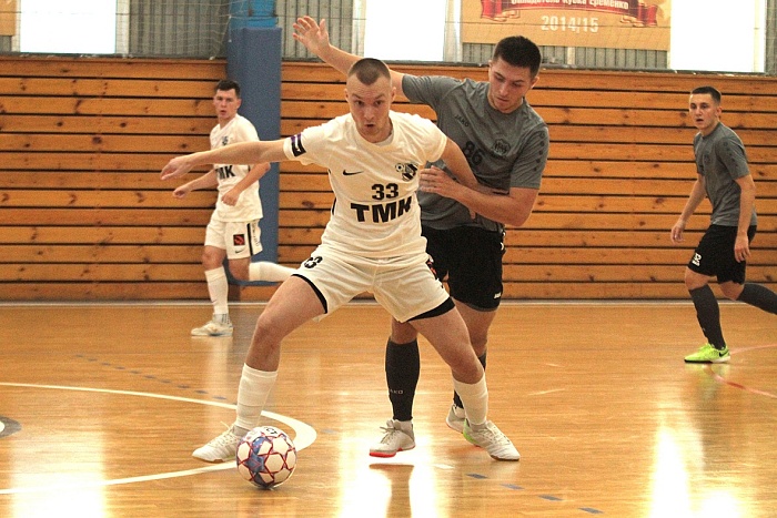 Игрок екатеринбургской «Синары» Егор Иванов: «Мини-футбольный клуб «Тюмень» стал играть более агрессивно и подвижно»