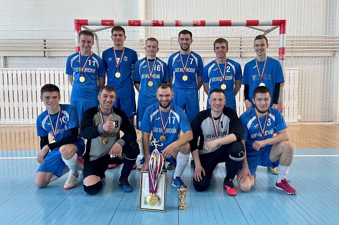 Лучший бомбардир играл за чемпионов