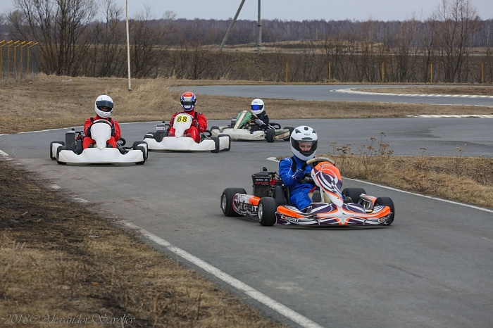 В Упорово побеждали гонщики из Тюмени, Казахстана и Урала