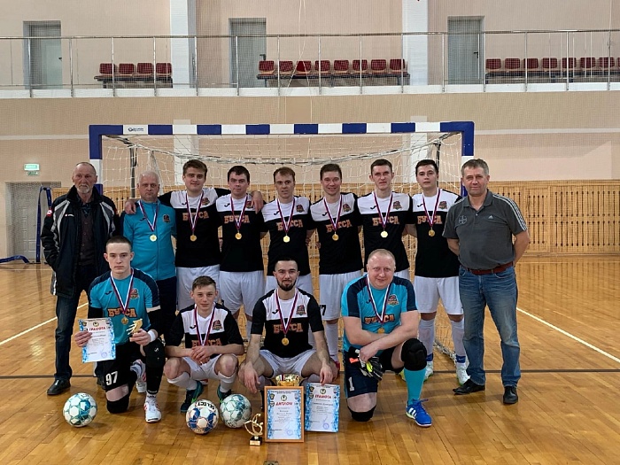 «Бутса» с Дмитрием Семикиным стала чемпионом Ишима