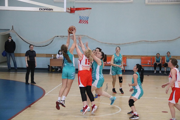 «Меркурий и «Альянс» выиграли баскетбольный Кубок Тюмени