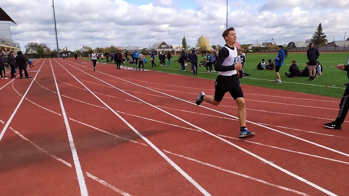 Спартакиаду начал кросс