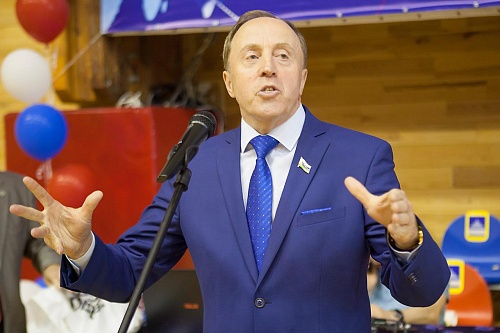 Виктор Рейн: «Хотелось поднять девчонкам настроение»