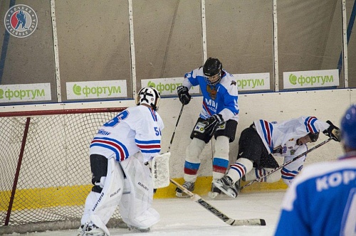 Лидеры одержал десятую подряд победу