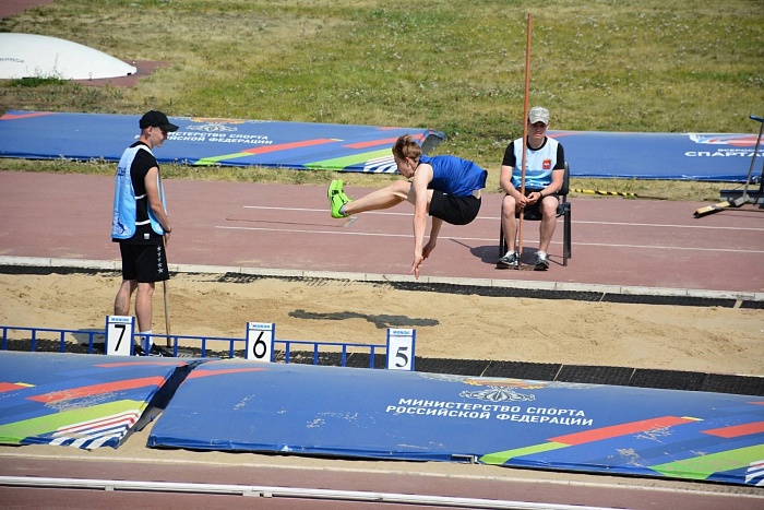 Тюменцы взяли 17 медалей в Челябинске на первенстве Уральского федерального округа по лёгкой атлетике