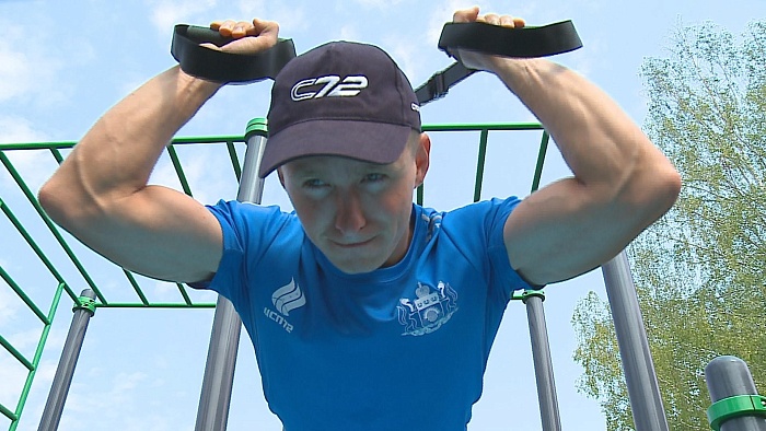 Денис Спицов: «С помощью лент TRX можно обойтись без тренажёрного зала»