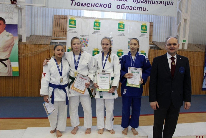 Школьники в кимоно встретились в Нижней Тавде