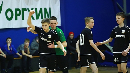 Юные тюменцы в блестящем стиле взяли золото!