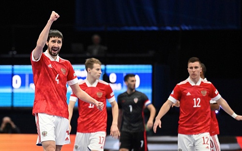 Испания и Россия – явные фавориты, но им нужно быть начеку