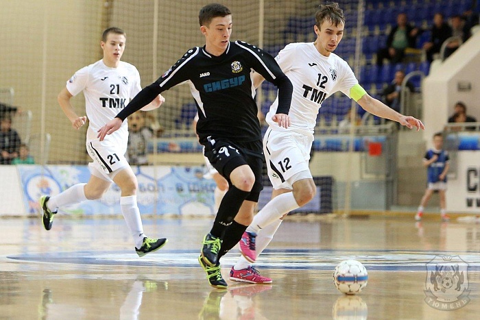 Экс-игрок МФК «Тюмень» Амир Вахитов в составе «бразильцев» стал лучшим бомбардиром второго дивизиона городской ЛДФ