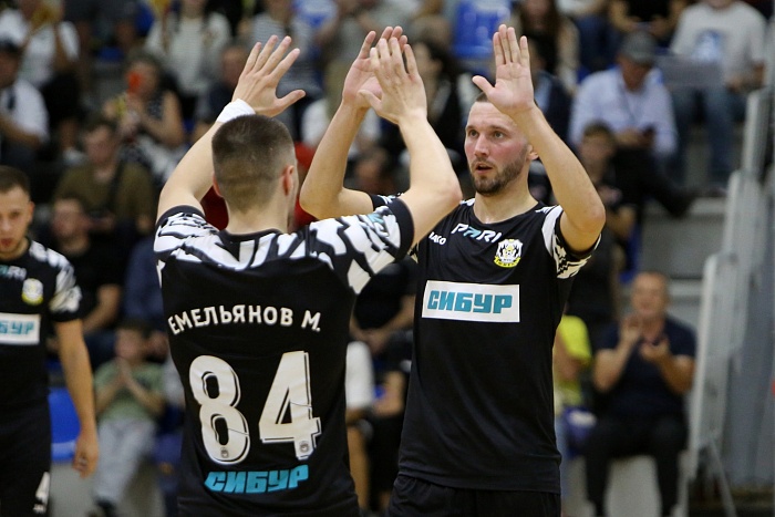 Домашние матчи команды Дениса Абышева в PARI-Суперлиге по мини-футболу покажет «Твоя Тюмень»