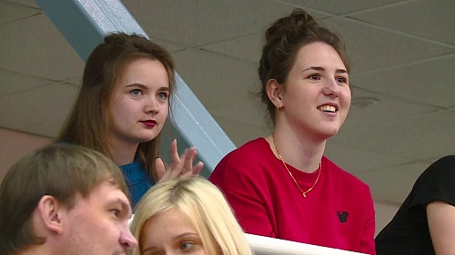 ВК «Тюмень» проиграл изумрудным пять партий подряд, а затем смял соперника!