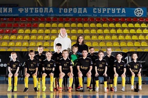 Юные сургутяне удачно играют в 4-м туре открытого Кубка Тюменской области по футзалу