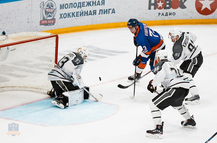 «Рубин» сразится с питерскими армейцами (ВИДЕОТРАНСЛЯЦИЯ)