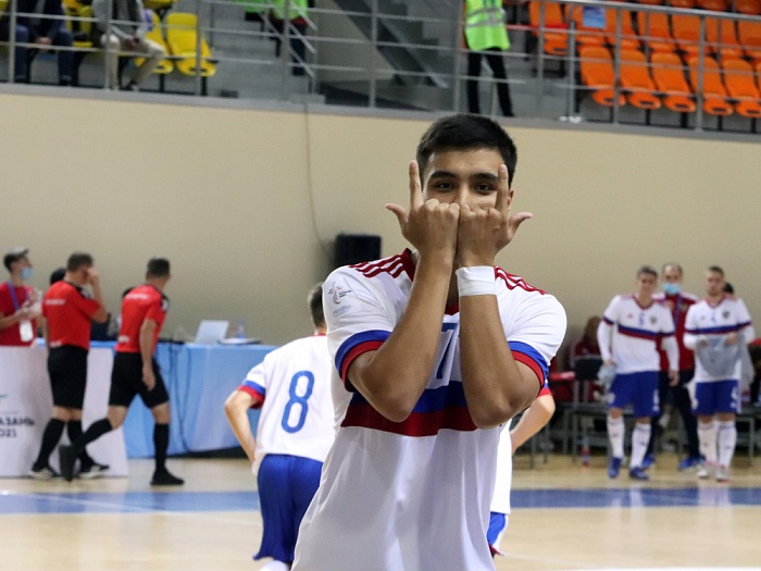 Тюменский квартет тренируется в молодёжной сборной