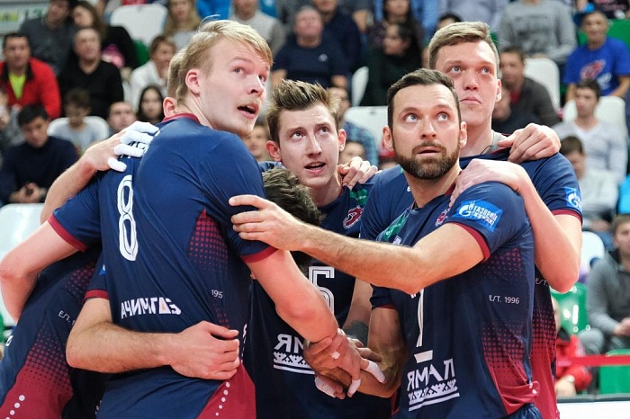 В Новом Уренгое справились с «Зенитом»