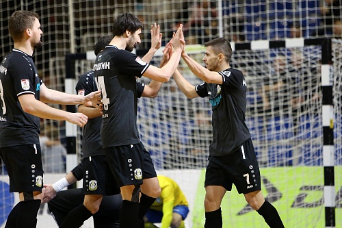 АМФР рассчитывает на возобновление чемпионата в июле