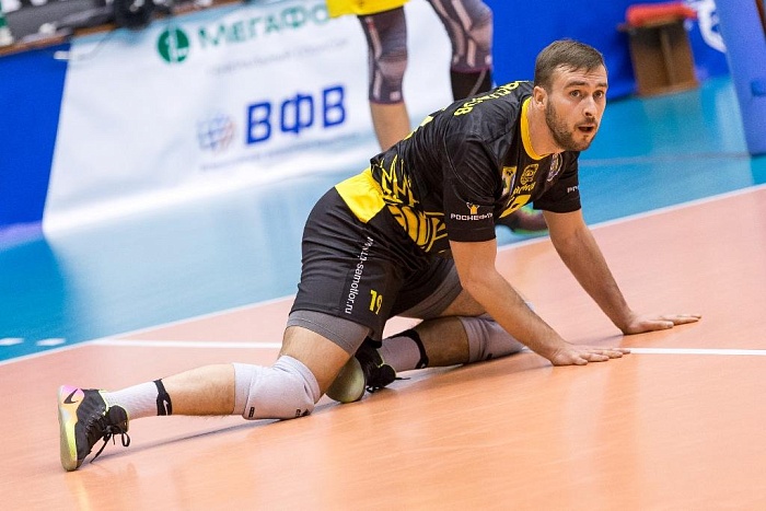 Либеро из Югорска стал волжанином