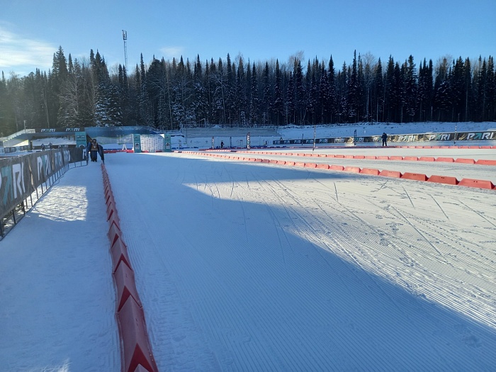 Женская индивидуальная гонка на Кубке России по биатлону перенесена на пятницу. Мужская состоится по плану