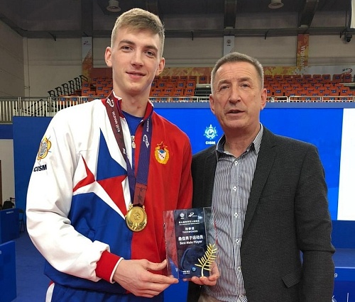 Максим Храмцов стал первым в Китае