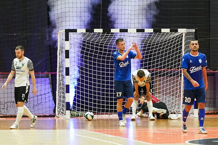 В финале Кубка губернатора Санкт-Петербурга по футзалу встретятся «Торпедо» и КПРФ